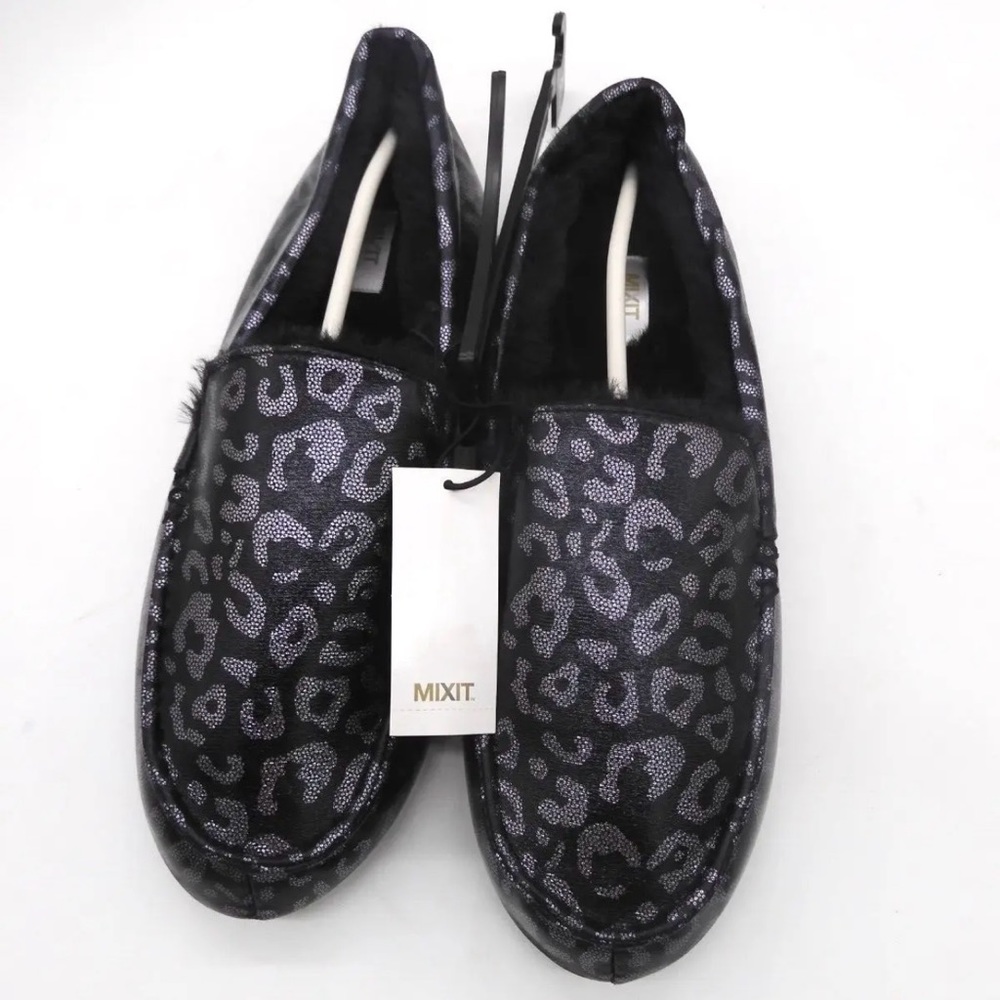 Mix it Women black/silver faux fur lined slippers. Size XL(11/12